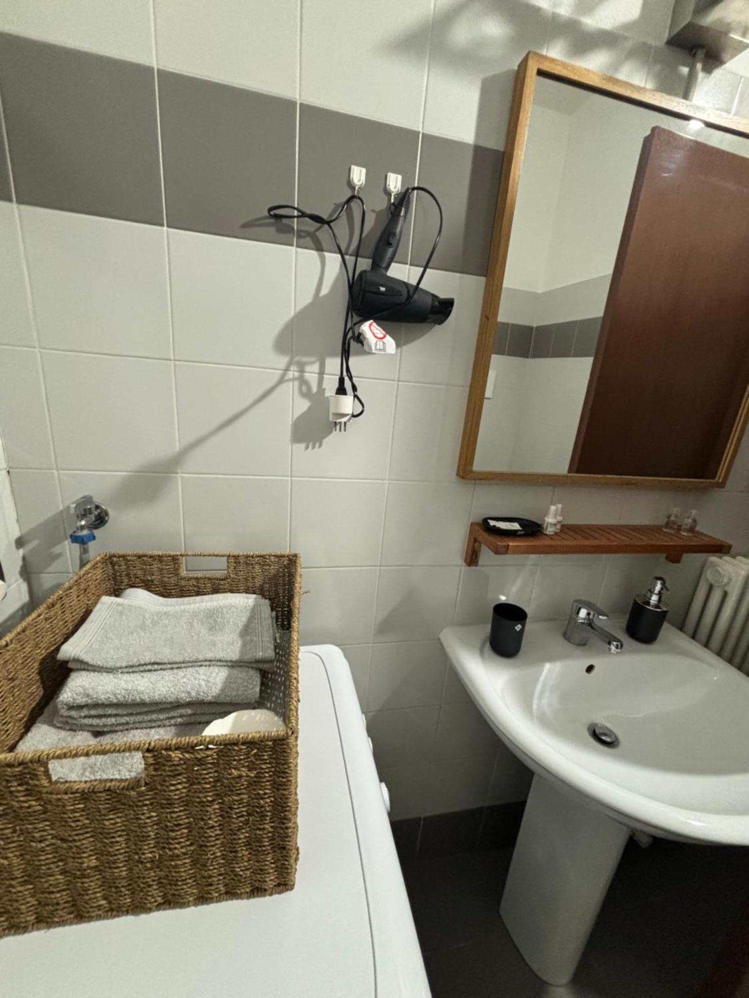 La Casa Di Ale Apartman Lecco Kültér fotó